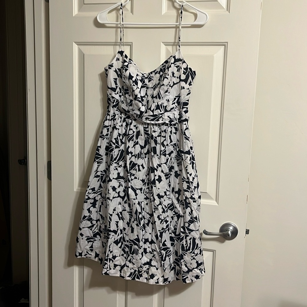 New with Tags New York & Company Cotton Floral Navy White Sundress 6